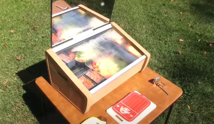 Solar cookers made with cork